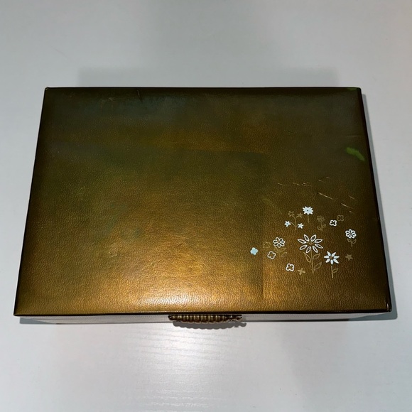 Vintage Floral Jewelry Box - Picture 3 of 10